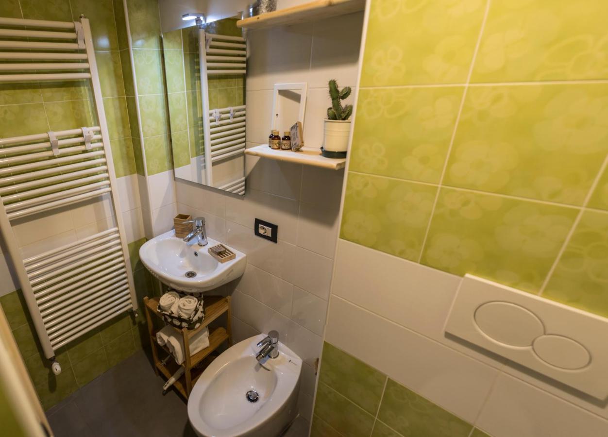 R&B La Pomposa Dei Motori Otel Modena Dış mekan fotoğraf