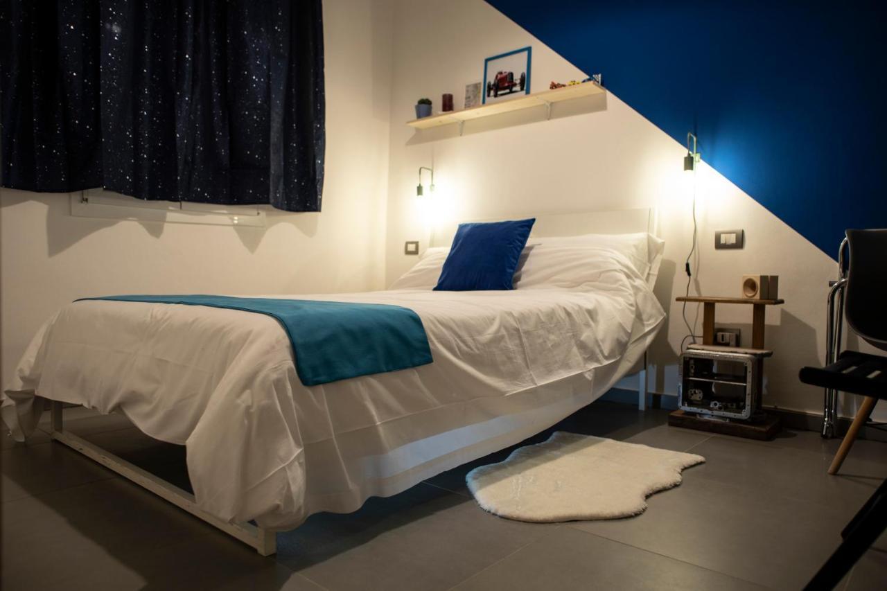 R&B La Pomposa Dei Motori Otel Modena Dış mekan fotoğraf